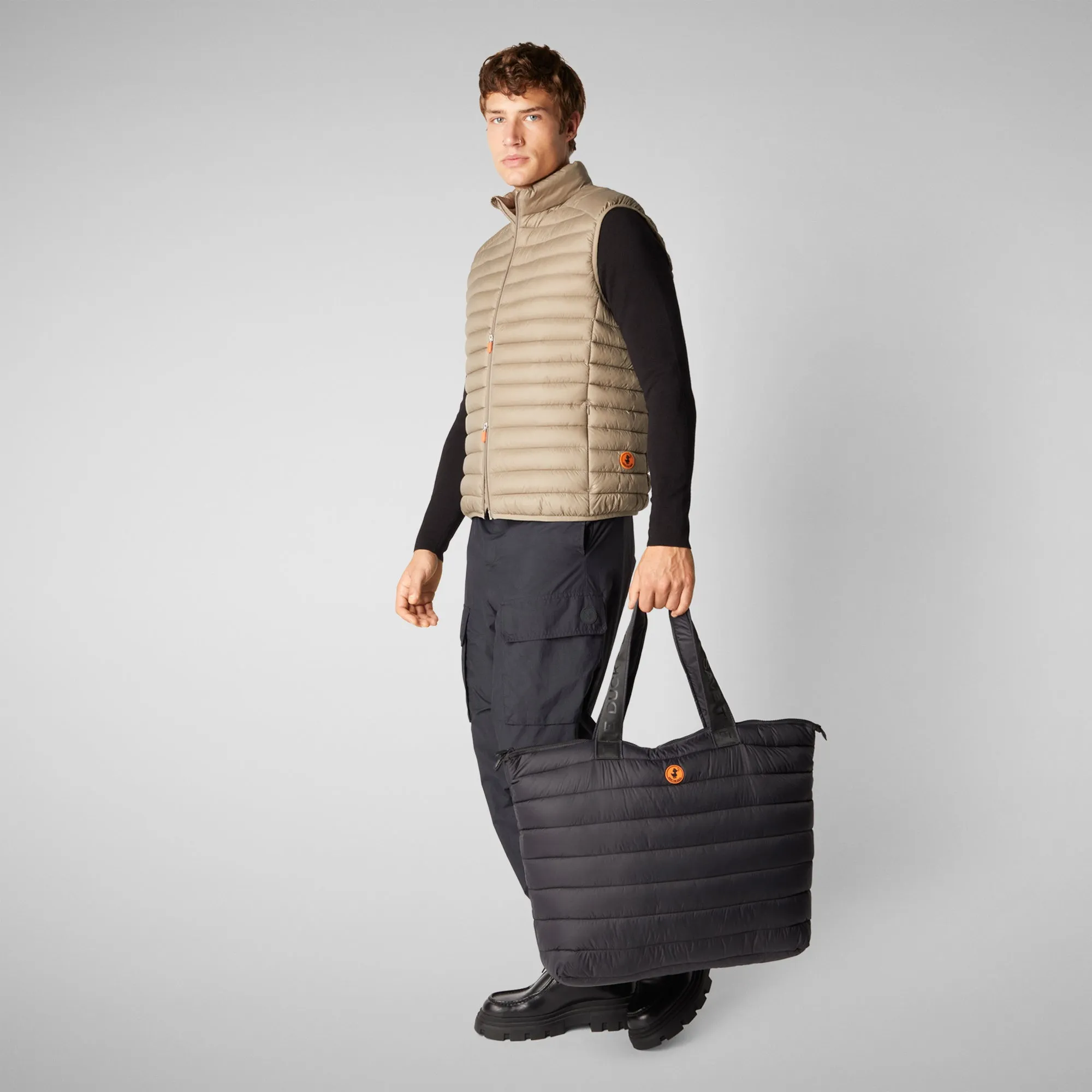 Man's quilted gilet Adam in elephant grey